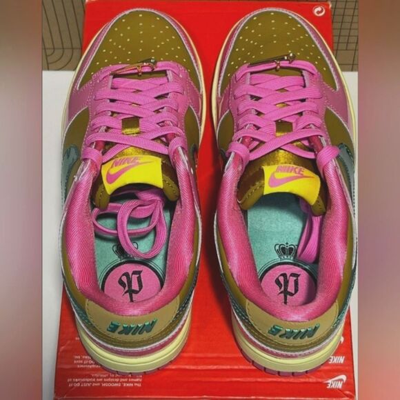 🐢 Nike Dunk Low Parris Goebel Pink Multi-Color FN2721-600 - Picture 3 of 6